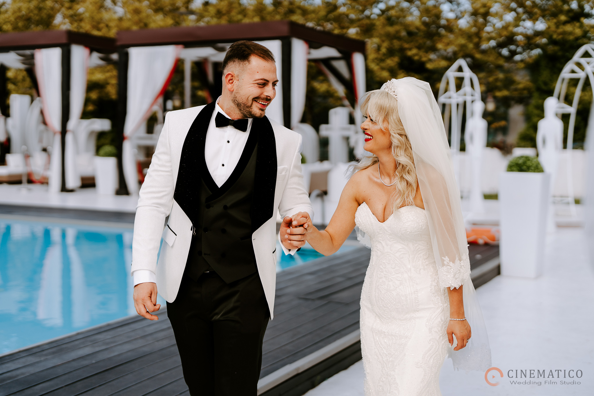 Cauti un fotograf profesionist pentru nunta ta